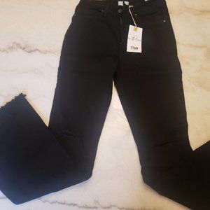 BLACK WOMEN JEANS
